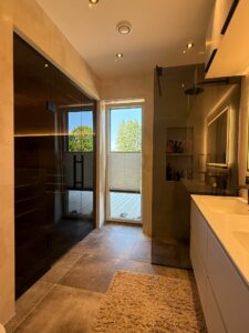 Gallery Thumbnail 10